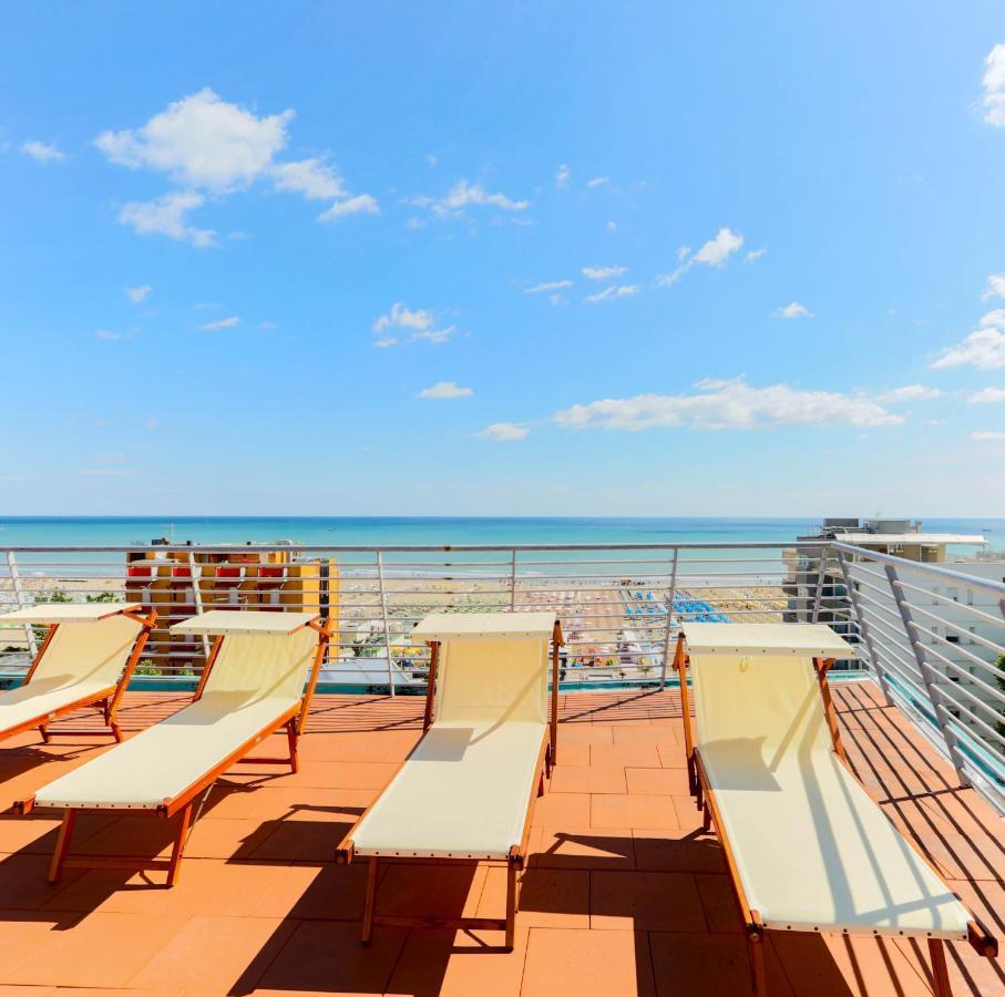 Hotel Ali D'Oro Rimini Buitenkant foto