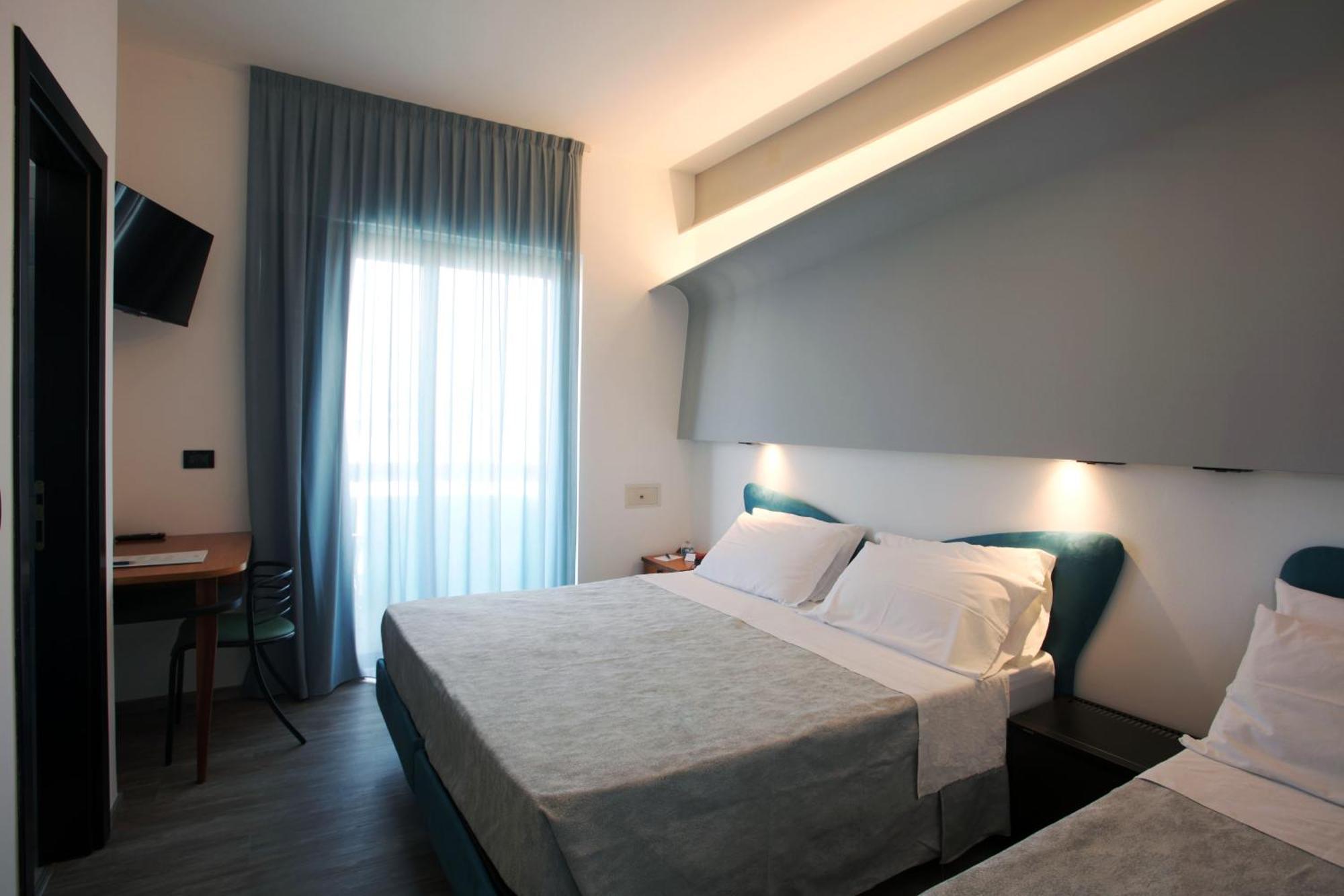 Hotel Ali D'Oro Rimini Buitenkant foto