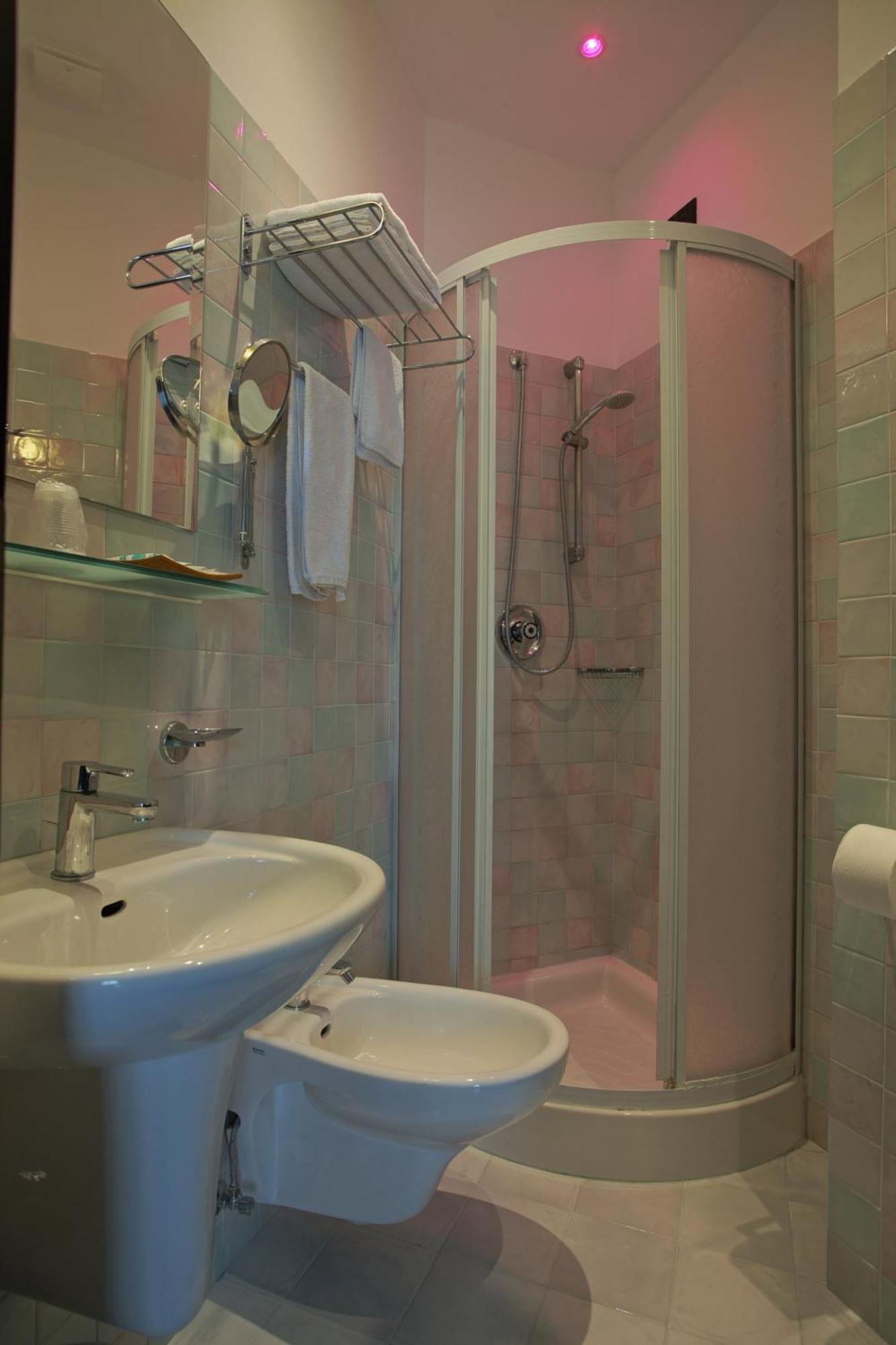 Hotel Ali D'Oro Rimini Buitenkant foto